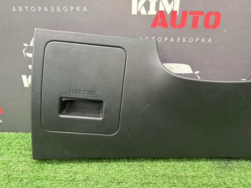 Накладка торпедо нижняя левая Hyundai i30 2013