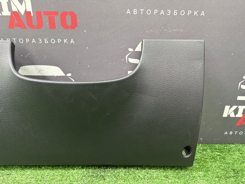 Накладка торпедо нижняя левая Hyundai i30 2013