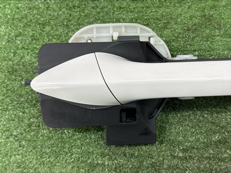 Ручка двери наружная в сборе Hyundai i30 2013