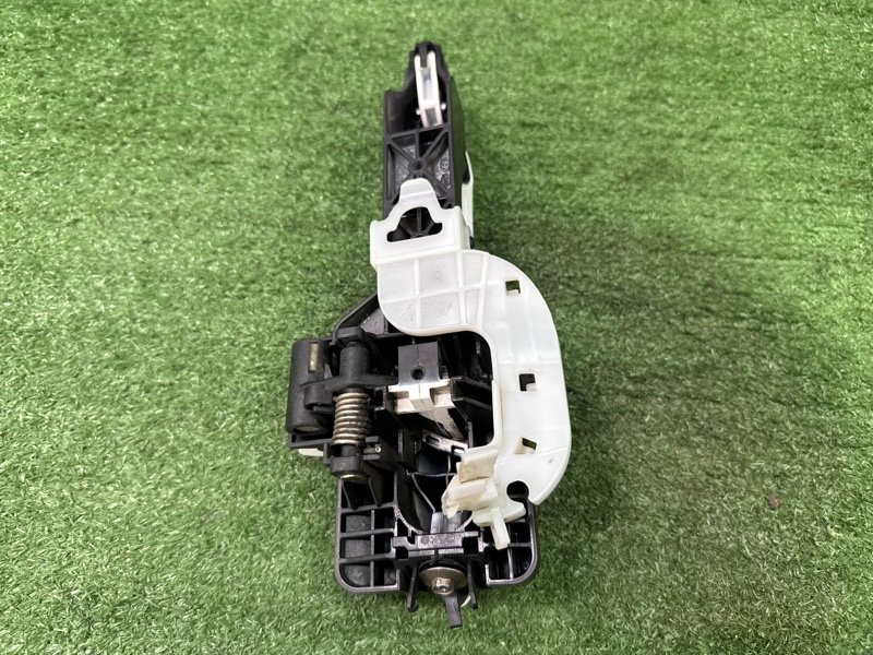 Ручка двери наружная в сборе Hyundai i30 2013