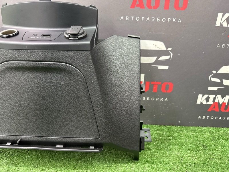 Накладка центральной консоли Hyundai i30 2013