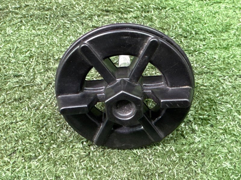 Болт крепления запасного колеса Hyundai i30 2013