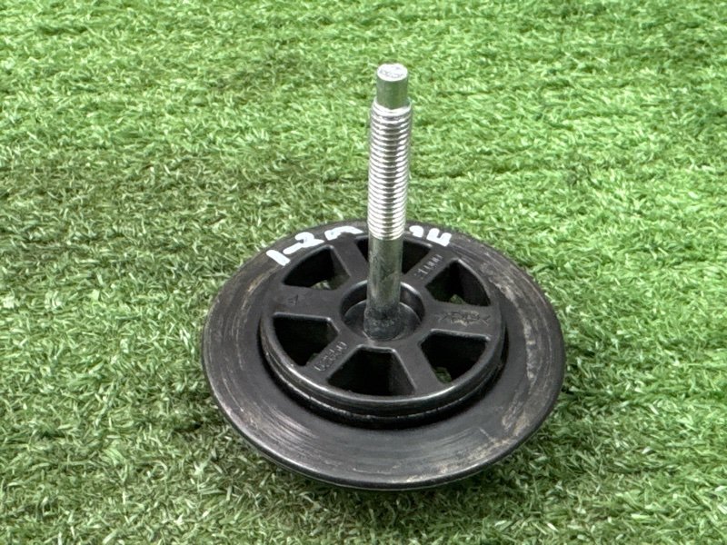 Болт крепления запасного колеса Hyundai i30 2013