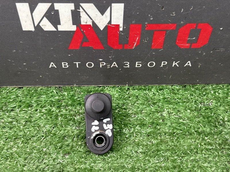 Концевик двери Hyundai i30 2013