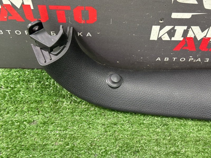 Обшивка крышки багажника Hyundai i30 2013