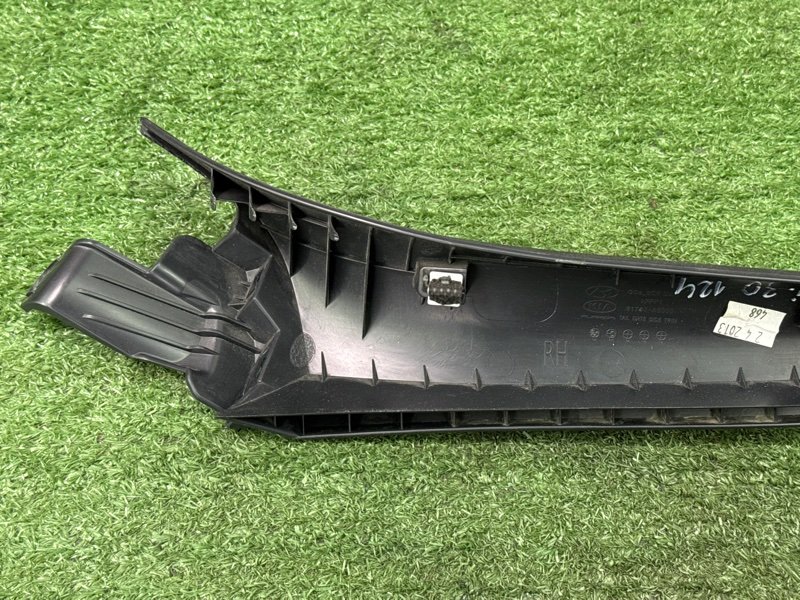 Обшивка крышки багажника Hyundai i30 2013