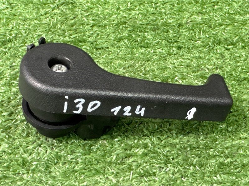 Ручка открывания капота Hyundai i30 2013