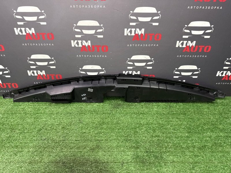 Накладка замка капота Hyundai i30 2013