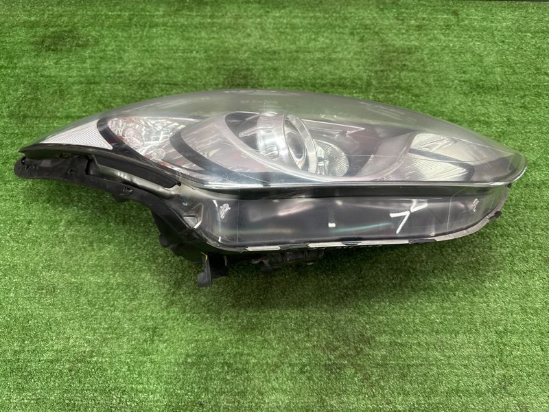 Фара Hyundai i30 2013