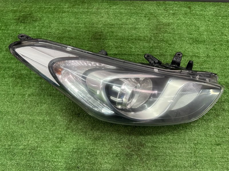 Фара Hyundai i30 2013