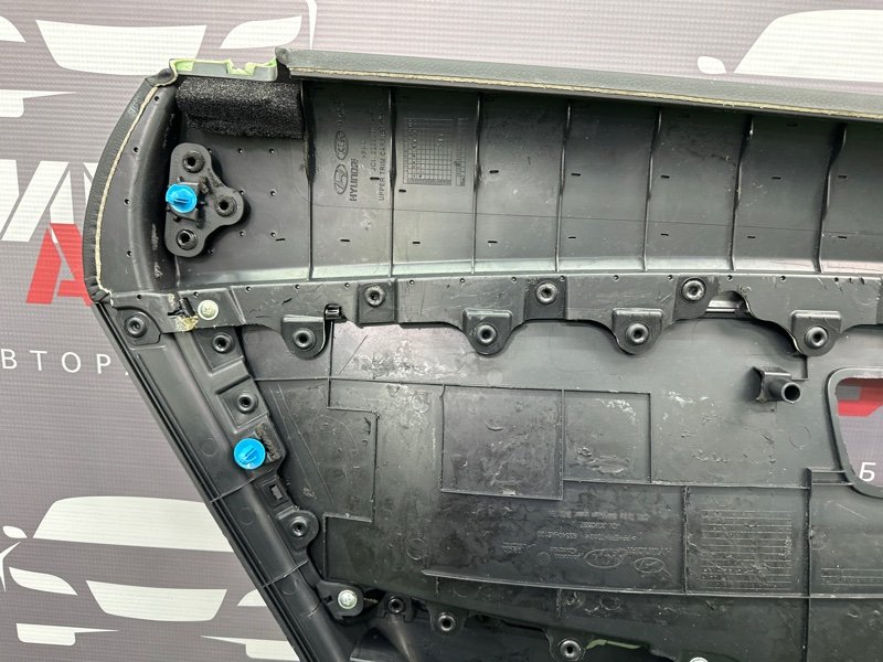 Обшивка двери Hyundai i30 2013