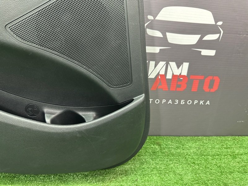 Обшивка двери Hyundai i30 2013