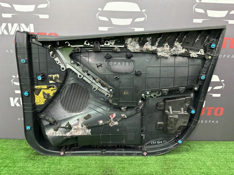 Обшивка двери Hyundai i30 2013