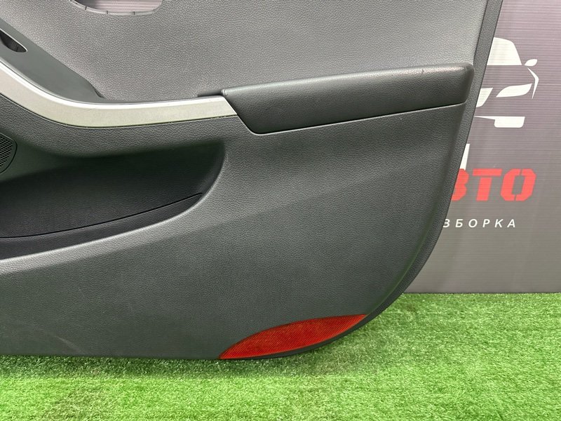 Обшивка двери Hyundai i30 2013