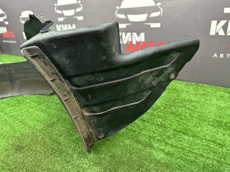 Подкрылок Hyundai i30 2013