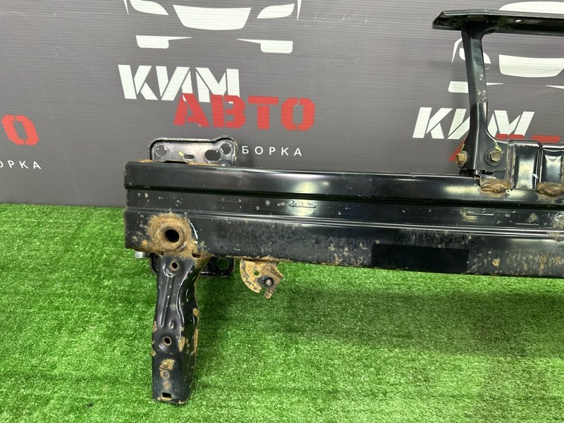 Усилитель бампера Hyundai i30 2013