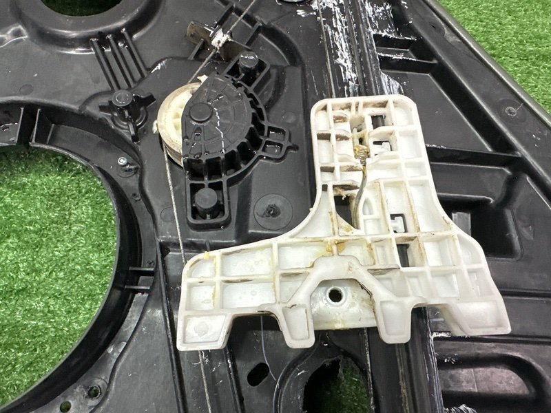 Механизм стеклоподъёмника Hyundai i30 2013