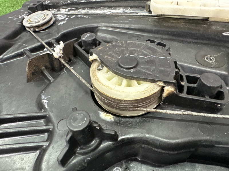 Механизм стеклоподъёмника Hyundai i30 2013