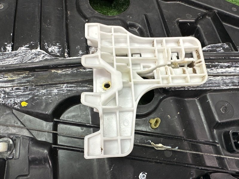 Механизм стеклоподъёмника Hyundai i30 2013