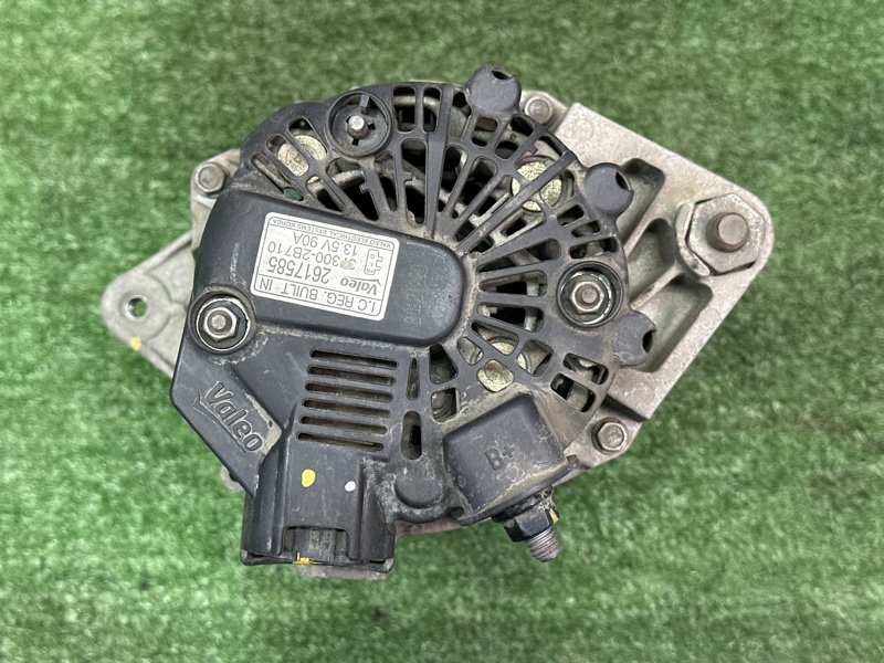 Генератор Hyundai i30 2013