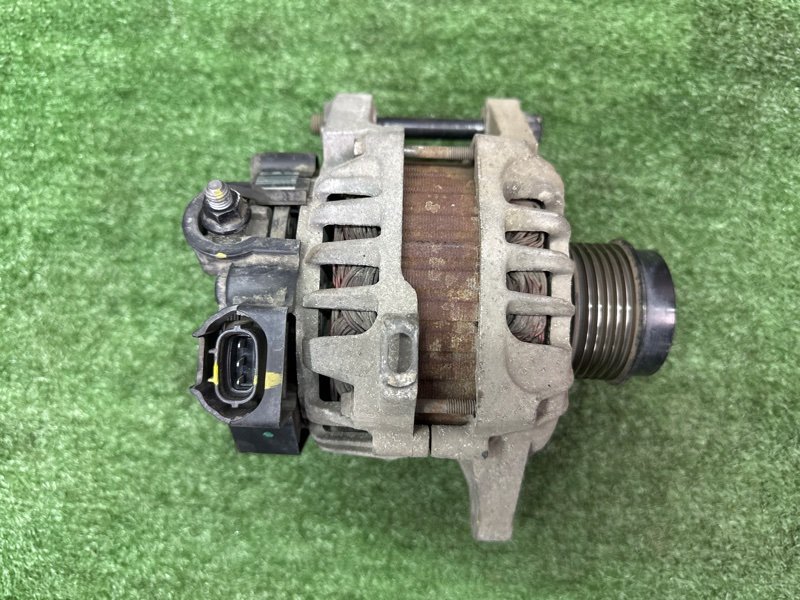 Генератор Hyundai i30 2013