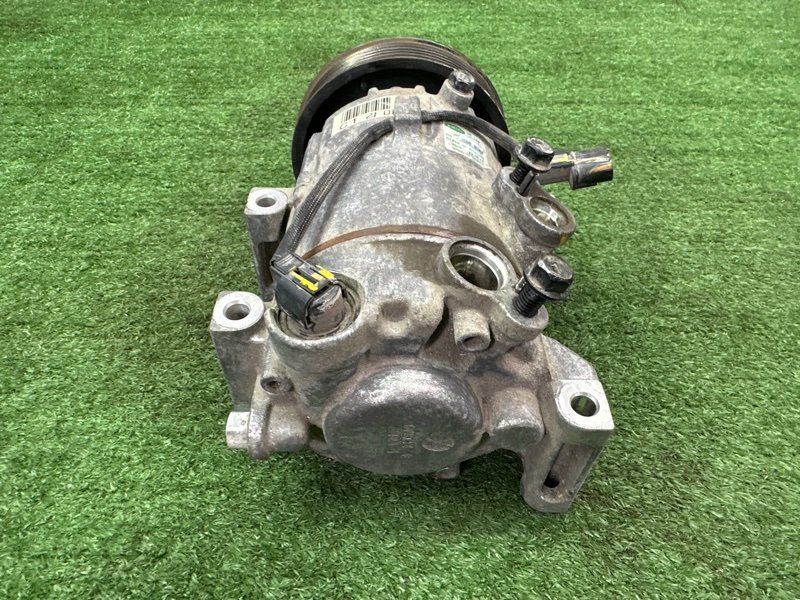 Компрессор кондиционера Hyundai i30 2013