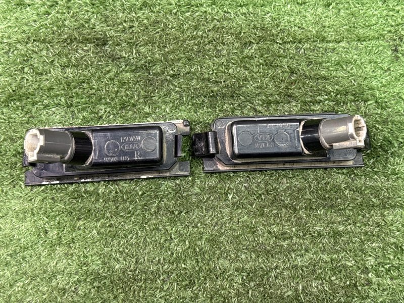 Плафон подсветки номера Hyundai i30 2013