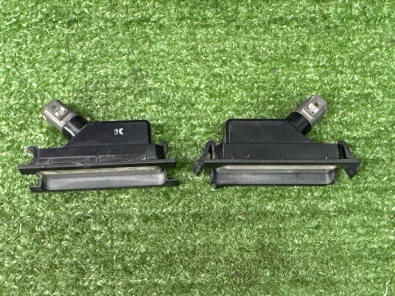 Плафон подсветки номера Hyundai i30 2013