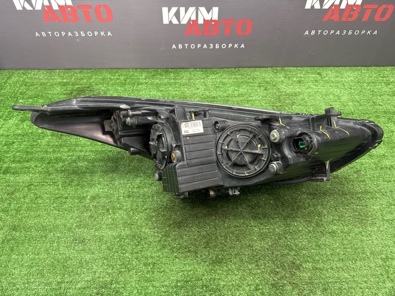 Фара Hyundai i30 2013