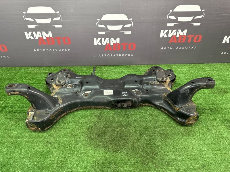 Подрамник Балка Hyundai i30 2013