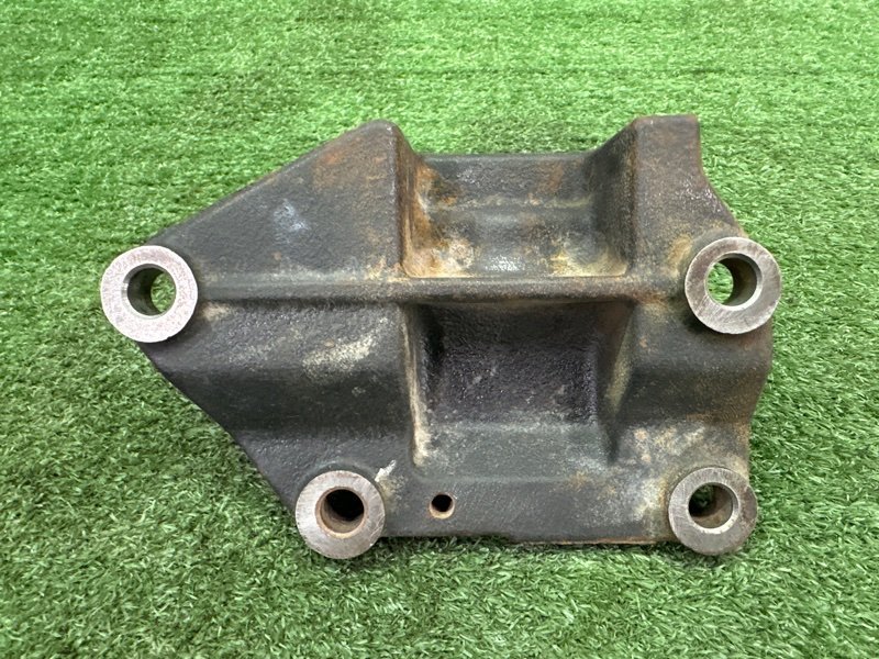 Кронштейн АКПП Hyundai i30 2013