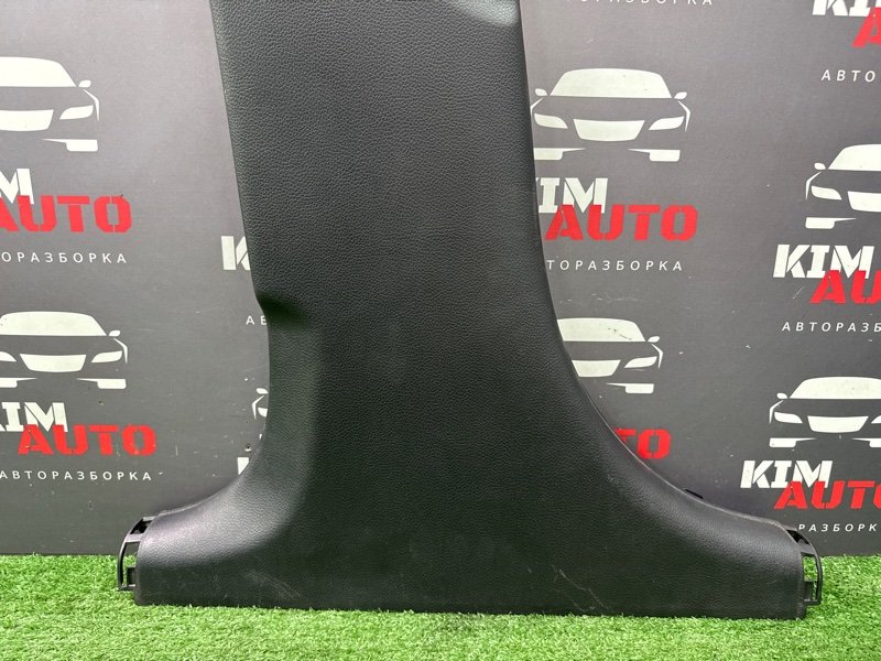 Обшивка стойки нижняя Hyundai i30 2013