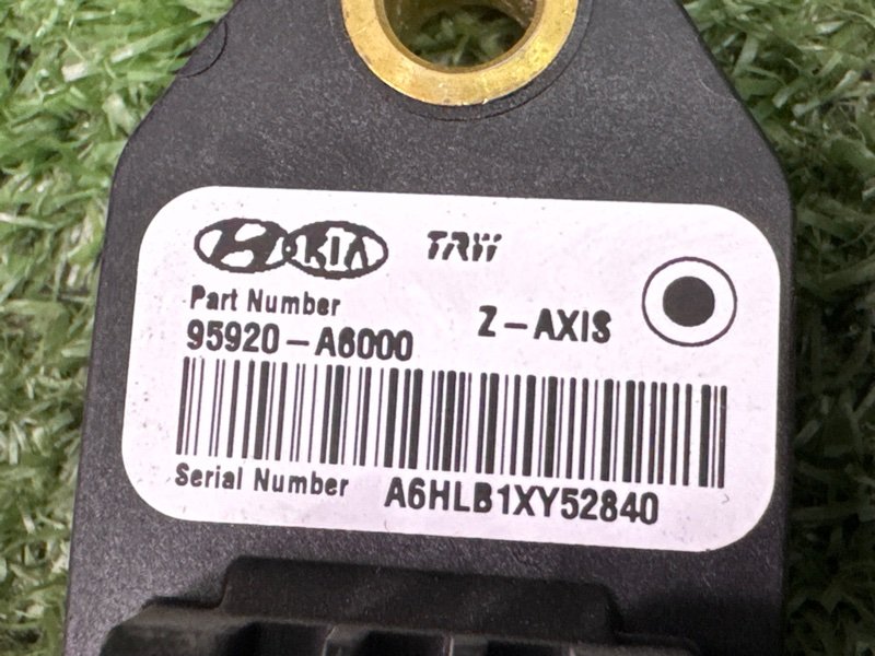 Датчик удара Air Bag Hyundai i30 2013