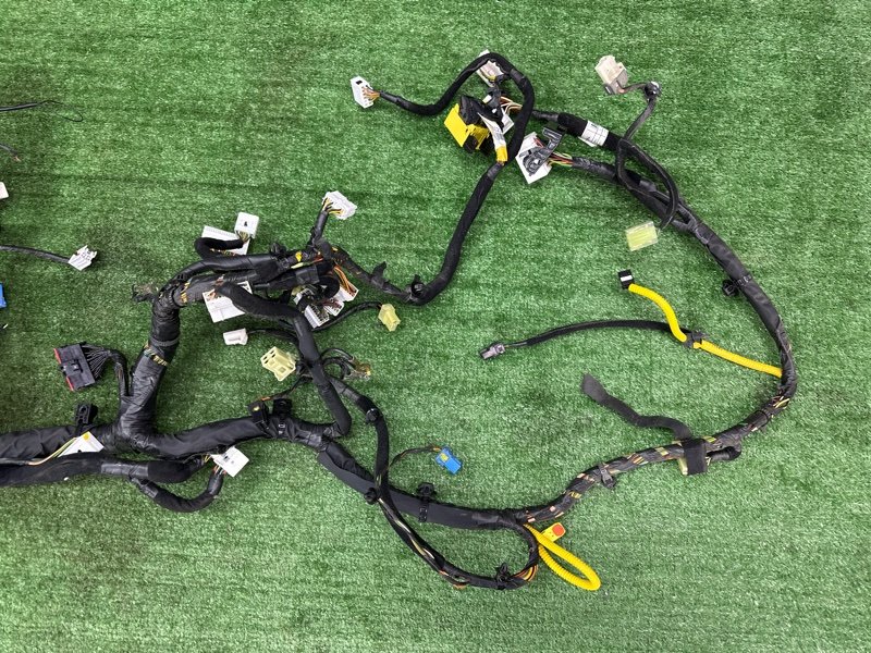 Проводка торпедо Hyundai i30 2013