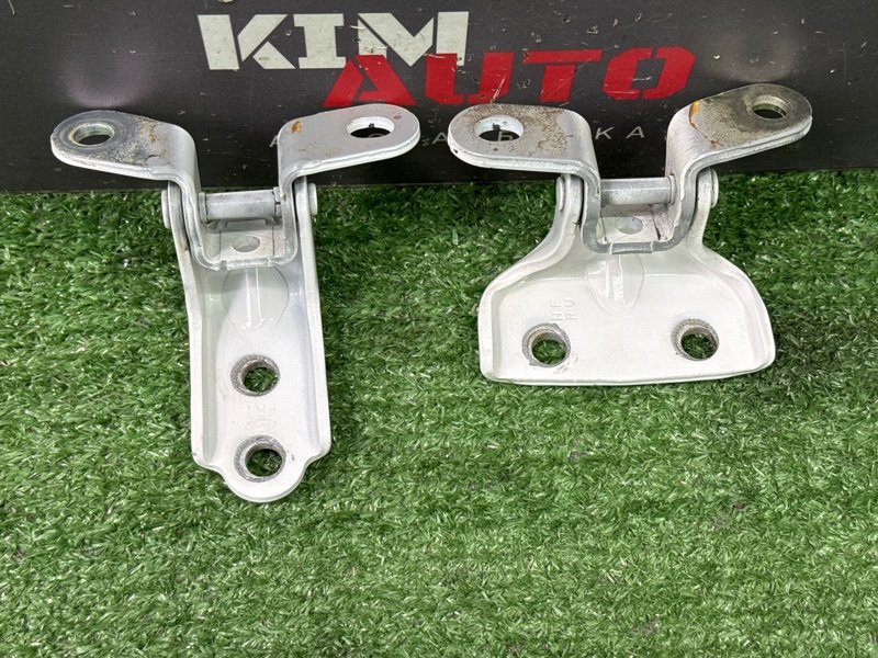 Петли двери Hyundai i30 2013