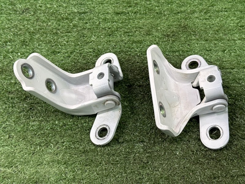 Петли двери Hyundai i30 2013