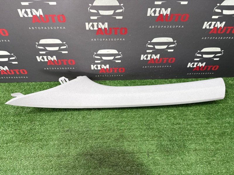 Накладка стойки лобового стекла Hyundai i30 2013