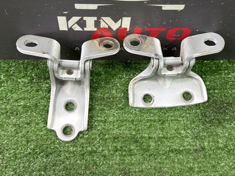 Петли двери Hyundai i30 2013