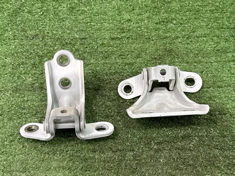 Петли двери Hyundai i30 2013