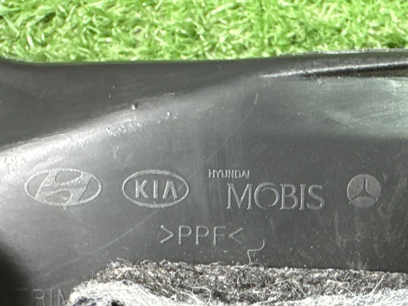 Обшивка стойки нижняя Hyundai i30 2013