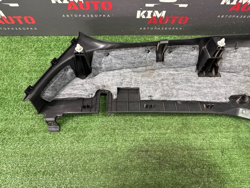Обшивка стойки нижняя Hyundai i30 2013