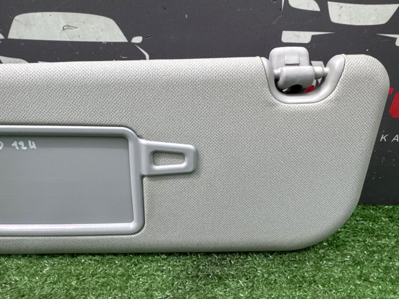 Козырек солнцезащитный Hyundai i30 2013