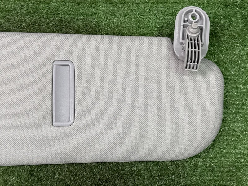 Козырек солнцезащитный Hyundai i30 2013