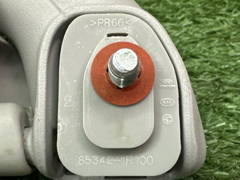 Ручка потолка салона Hyundai i30 2013