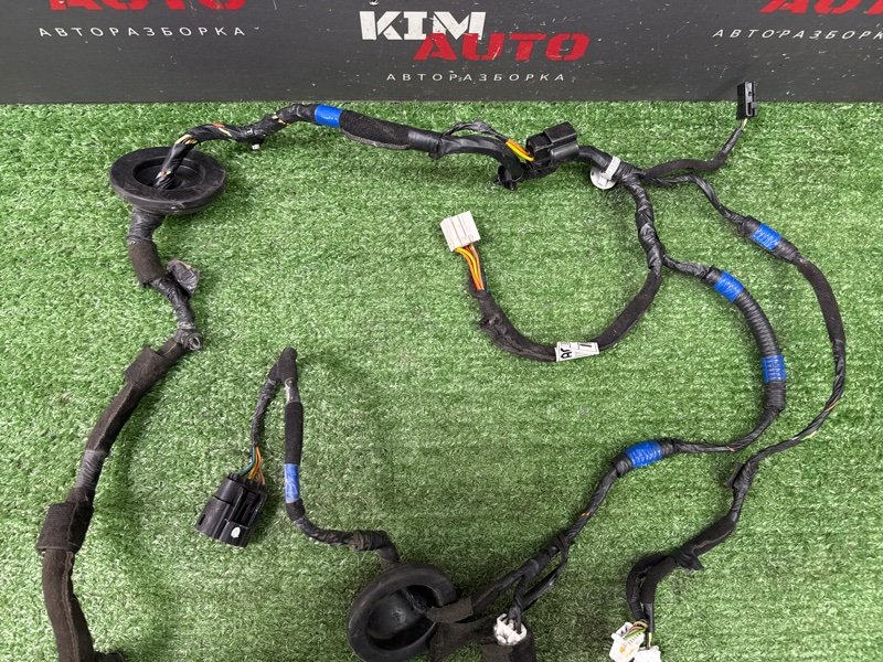 Проводка двери Hyundai i30 2013