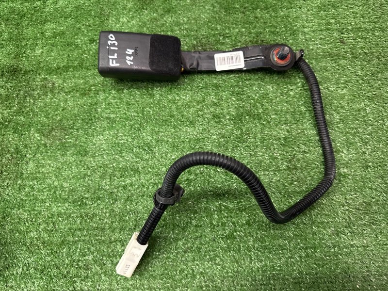 Замок ремня безопасности Hyundai i30 2013