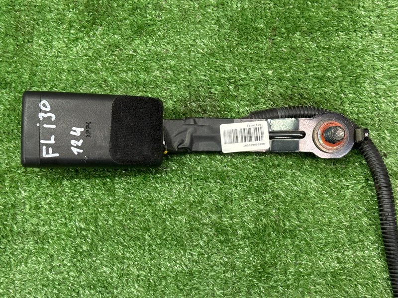 Замок ремня безопасности Hyundai i30 2013