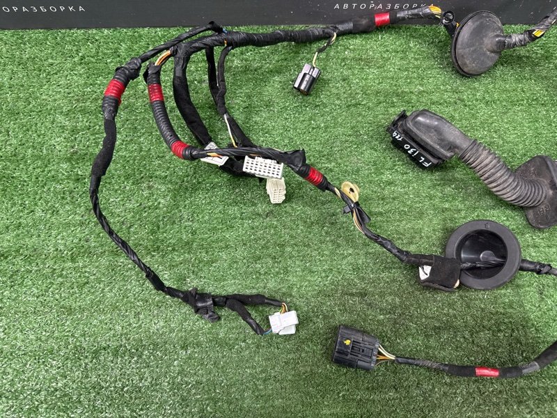 Проводка двери Hyundai i30 2013