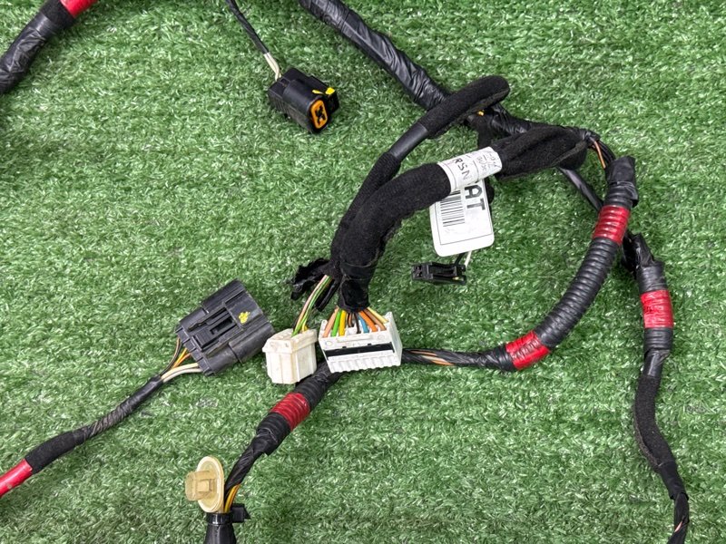 Проводка двери Hyundai i30 2013