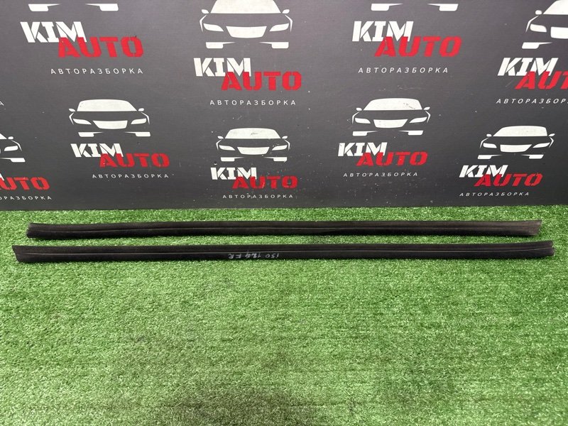 Уплотнитель стекла(бархотка) внутренний Hyundai i30 2013